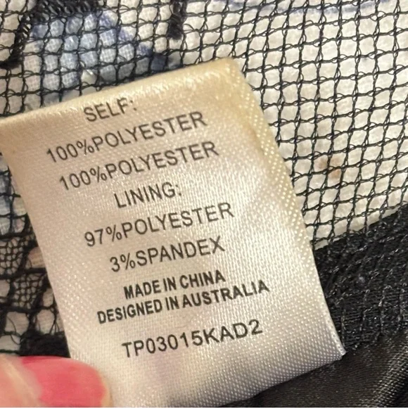 Meshki Black Lace Corset Top with black solid front panel Size XS - Picture 10 of 15